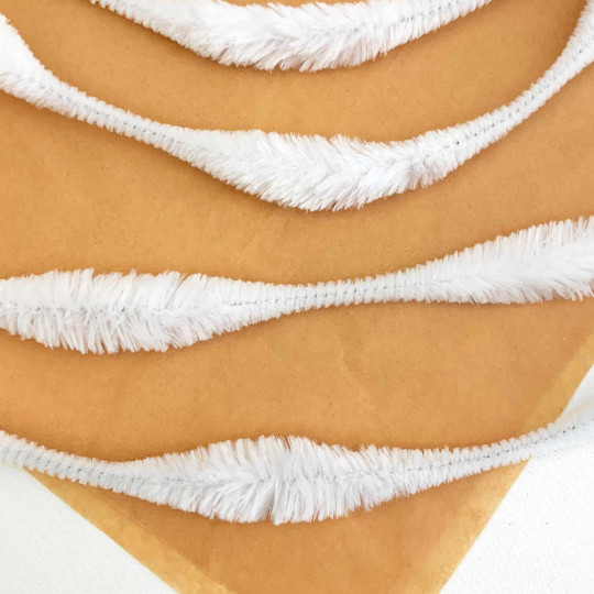 Large 5" Bump Chenille in Snow White ~ 1 yd. (8 bumps)